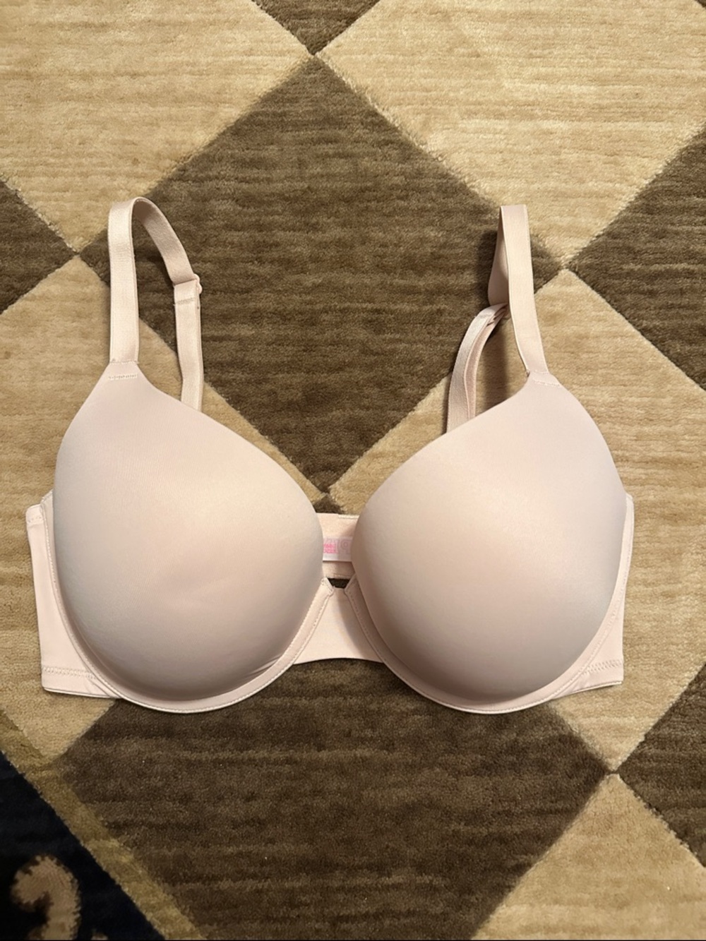 EUC PINK Victoria's Secret Light Blush T-Shirt Bra 34DD